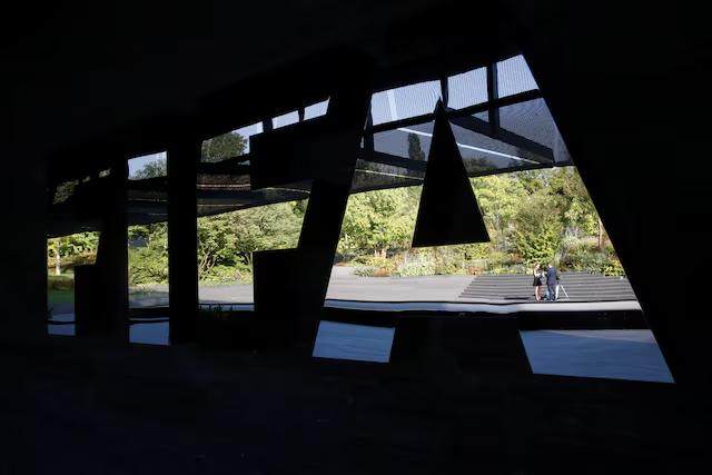 “职业球员是工人，不应因收入而被忽视安全与健康”